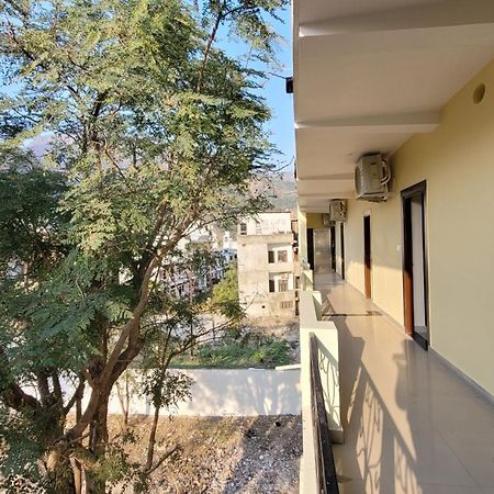Hotel Keshav Nandan By The Shivaay ริชิเคช ภายนอก รูปภาพ