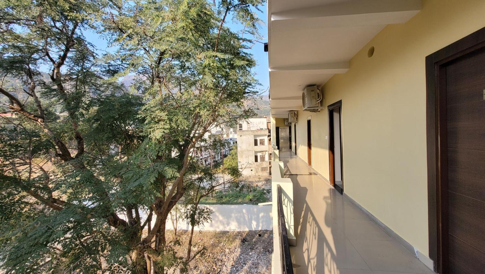 Hotel Keshav Nandan By The Shivaay ริชิเคช ภายนอก รูปภาพ