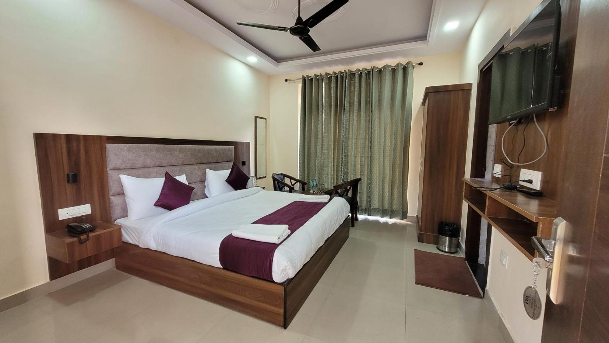 Hotel Keshav Nandan By The Shivaay ริชิเคช ภายนอก รูปภาพ
