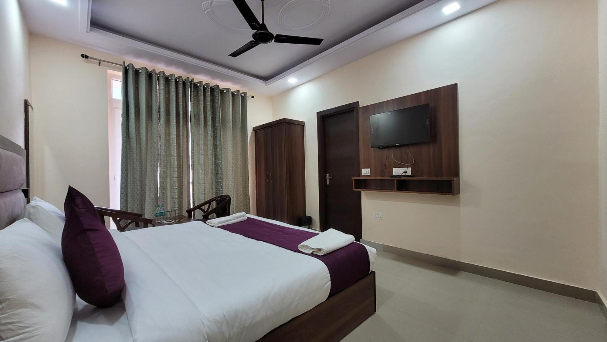 Hotel Keshav Nandan By The Shivaay ริชิเคช ภายนอก รูปภาพ
