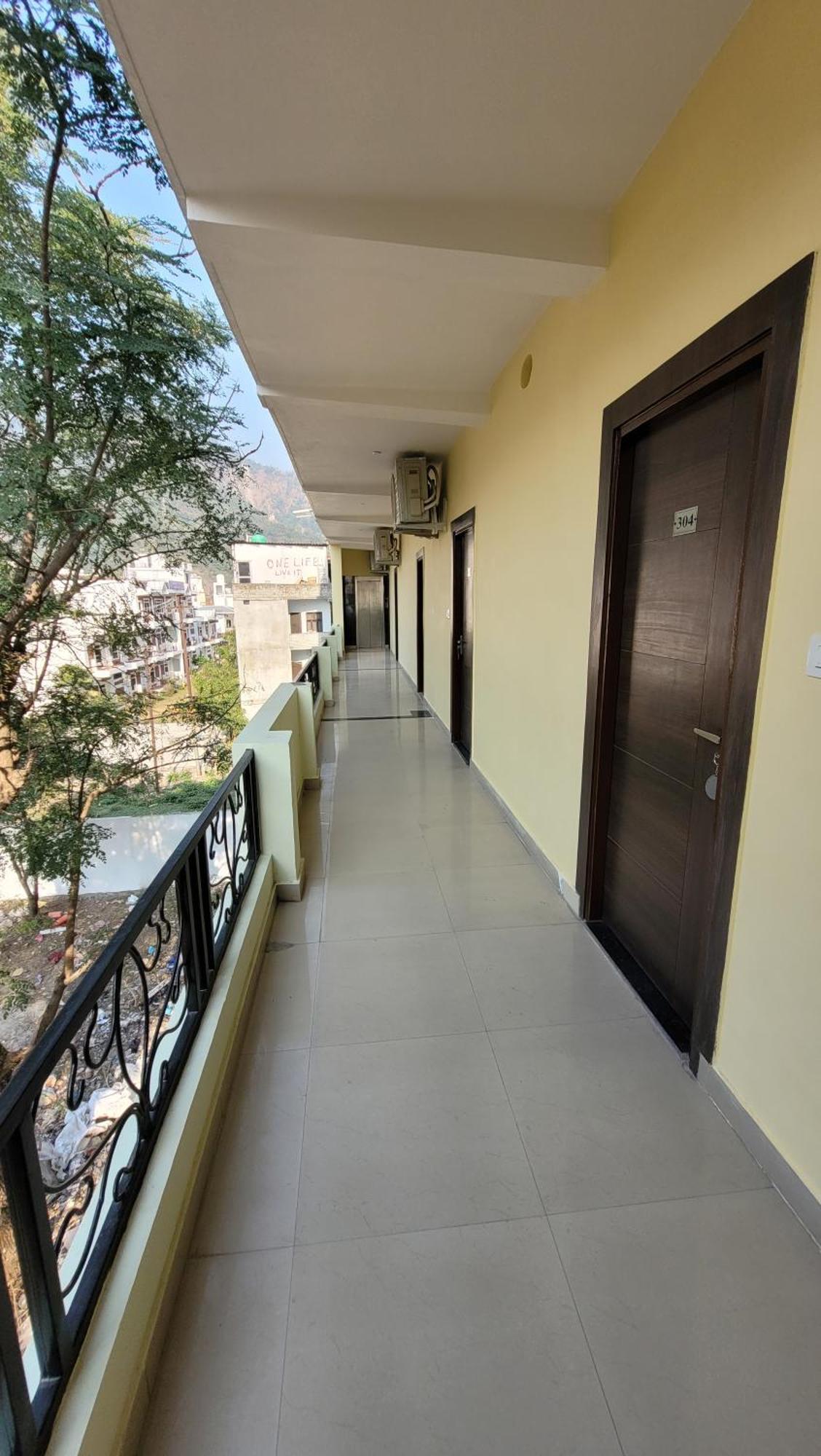 Hotel Keshav Nandan By The Shivaay ริชิเคช ภายนอก รูปภาพ