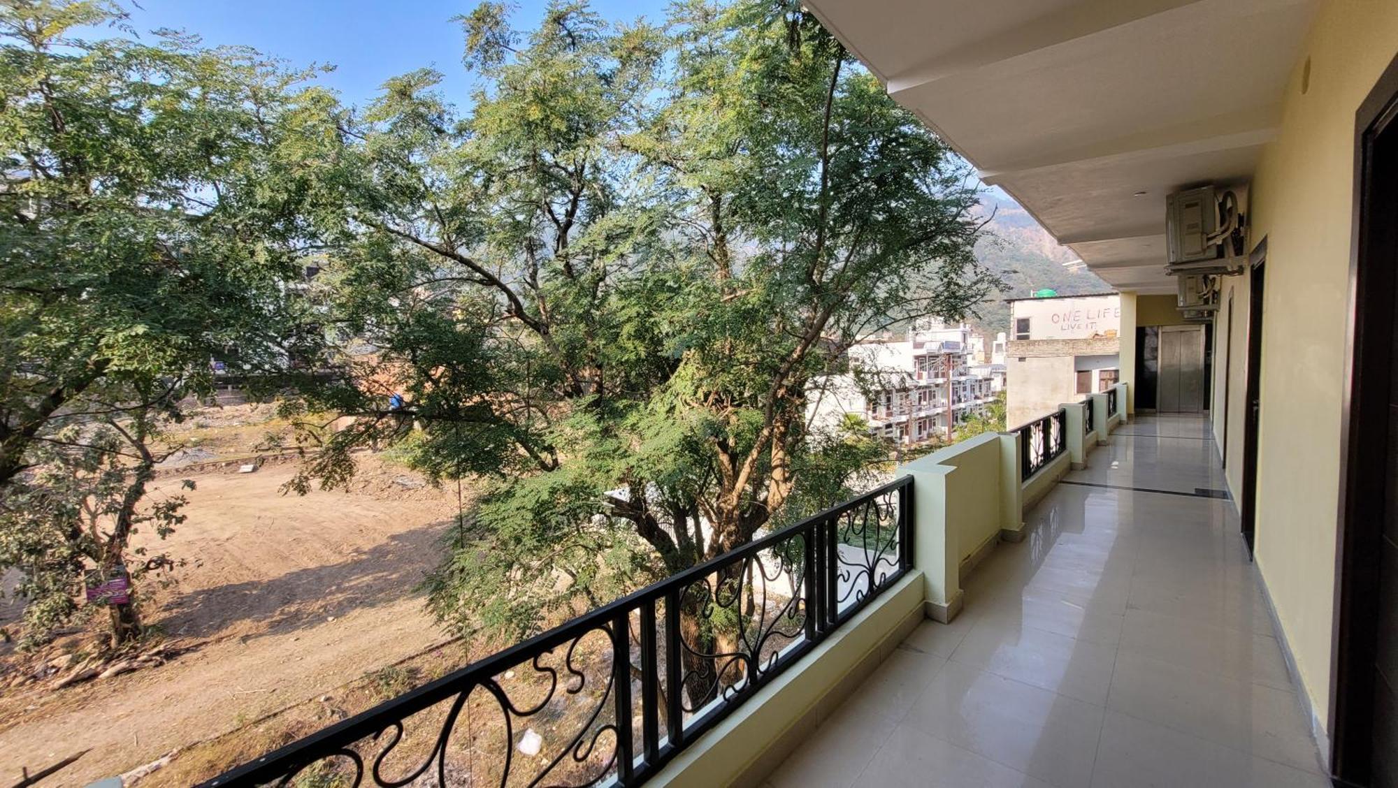 Hotel Keshav Nandan By The Shivaay ริชิเคช ภายนอก รูปภาพ